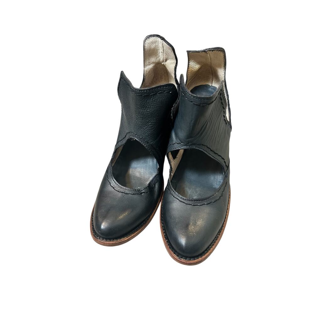 Freebird By Steven Blade Black Leather Open Ankle Booties Size 9 DISCONTINUED - Picture 2 of 6